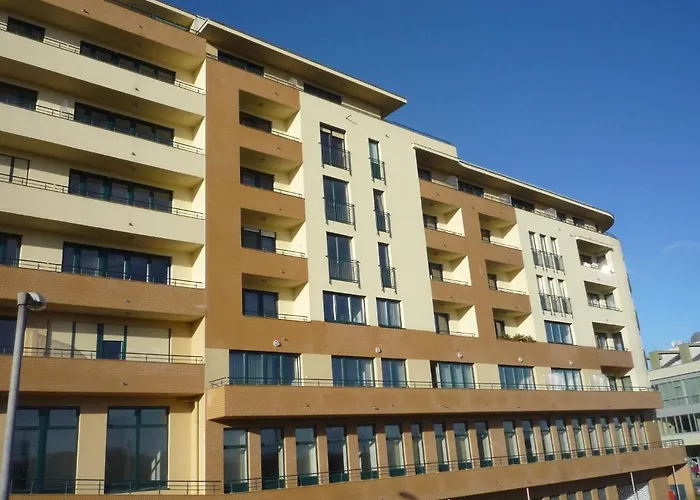 Tisza Palota Hotell *