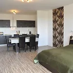 Tisza Palota Hotel *